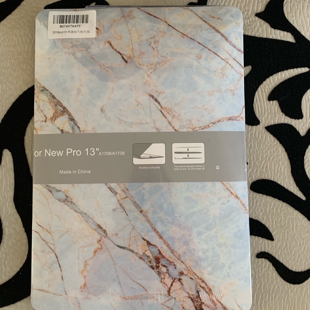 Printed MacBook Pro 13” for A1706 and A1708 macs.